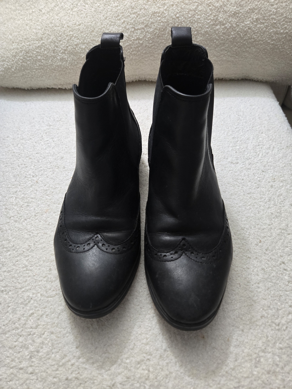 Aldo Woman Black Leather Chukka Boots with Brogue Detail